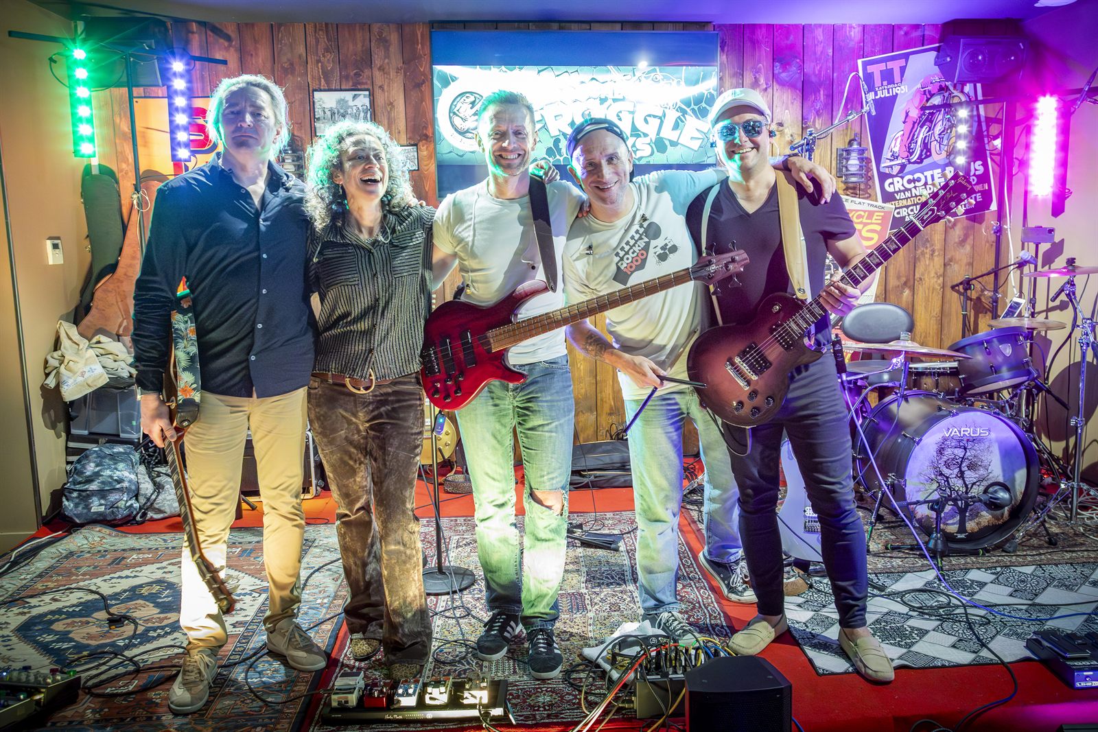 Le groupe The FroggleRocks en concert